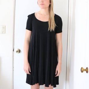 One Clothing Black Swing Dress - S